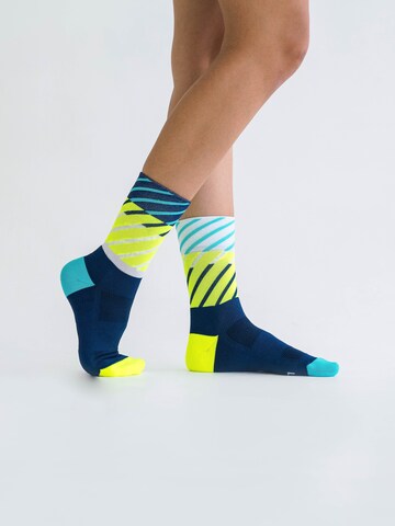 INCYLENCE Athletic Socks 'DIAGONALS' in Blue