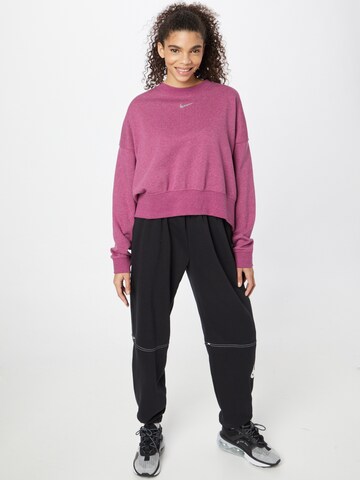 Nike Sportswear Athletic Sweatshirt in Pink