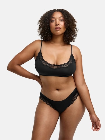 String 'Lace Tanga' cfab (formerly creamy fabrics) en noir : devant