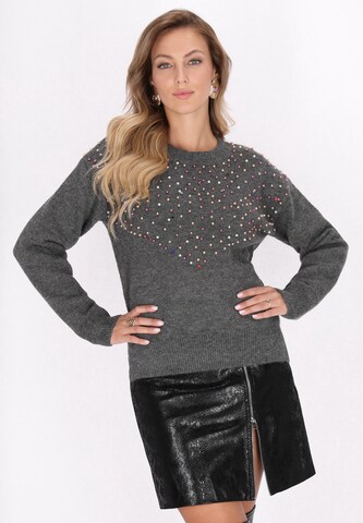 faina Sweater in Grey: front