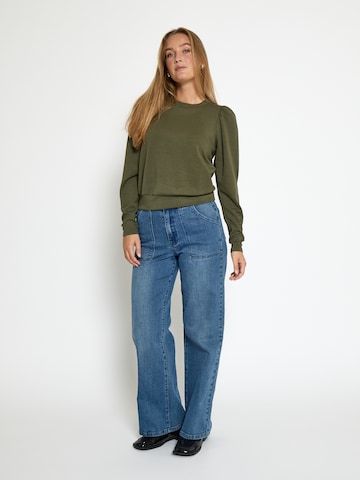 Sweat-shirt 'Dicette' Peppercorn en vert