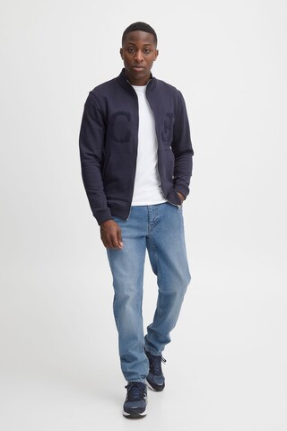 Casual Friday - Tapered Calças de ganga 'Karup' em azul