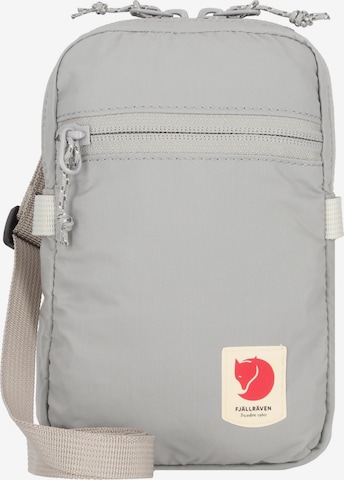 Fjällräven Crossbody Bag in Grey: front