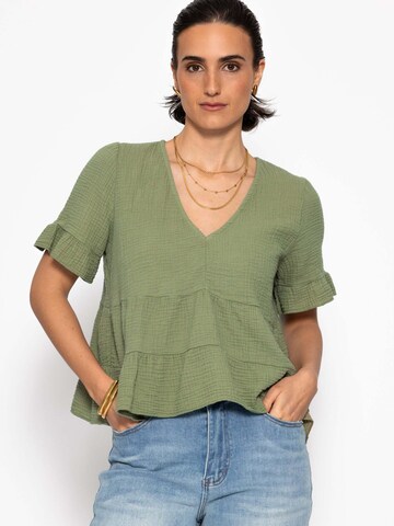 SASSYCLASSY Shirt in Grün: Vorderseite