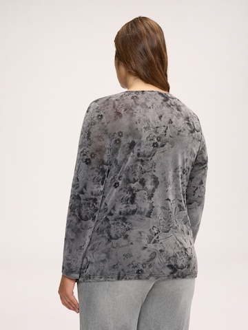 Maglietta di Fiorella Rubino in grigio