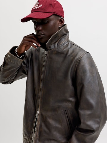 JACK & JONES Between-Season Jacket in Brown