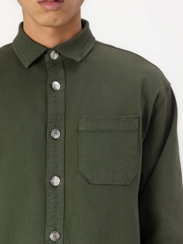 Denim Project Regular Fit Hemd 'Stitch' in Grün