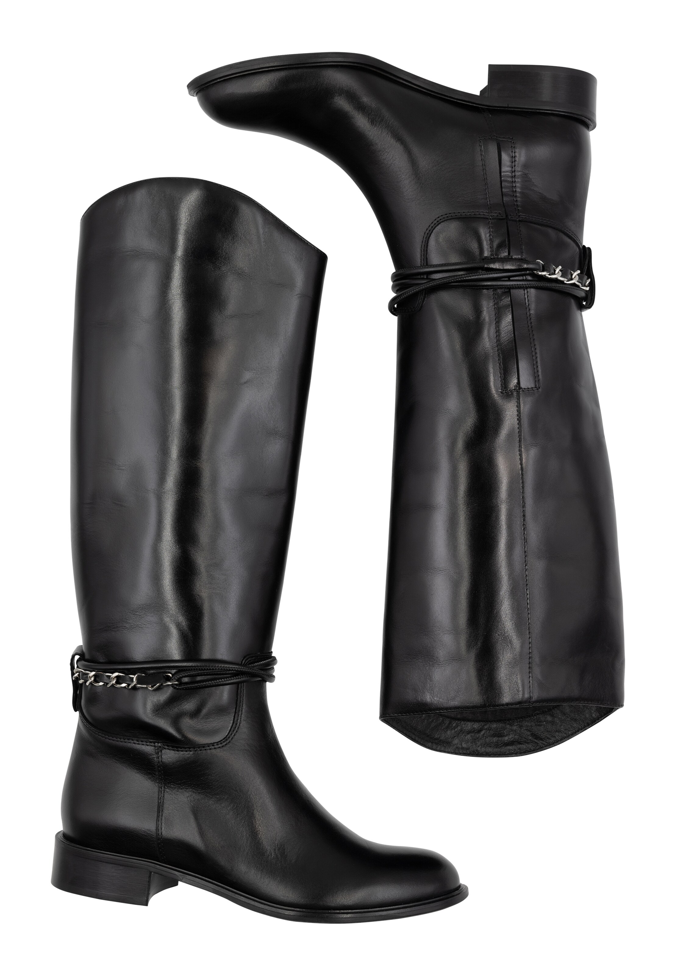 faina Boots in Black