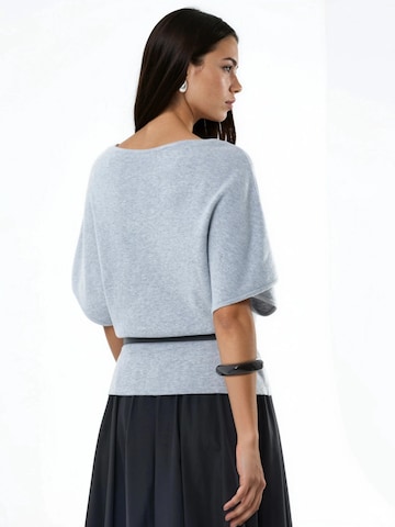 Qu Style Sweater in Grey