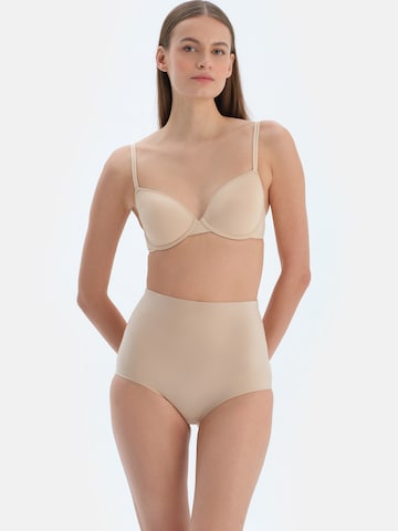 Slip scultant Dagi en beige : devant