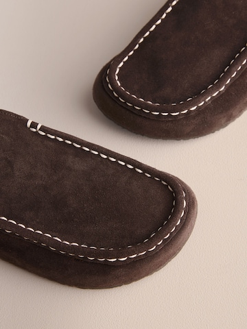 Next Huisschoen in Bruin