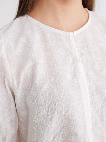 MixRay - Blusa em branco