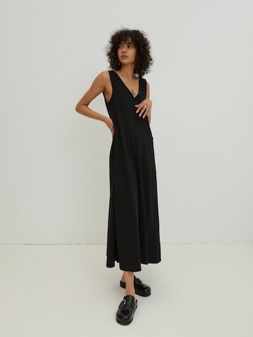 EDITED Dress 'Henley' in Black: front