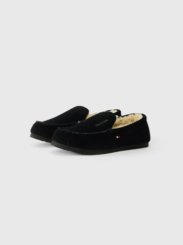 TOMMY HILFIGER Moccasin in Black: front