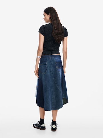 Desigual T-shirt in Schwarz