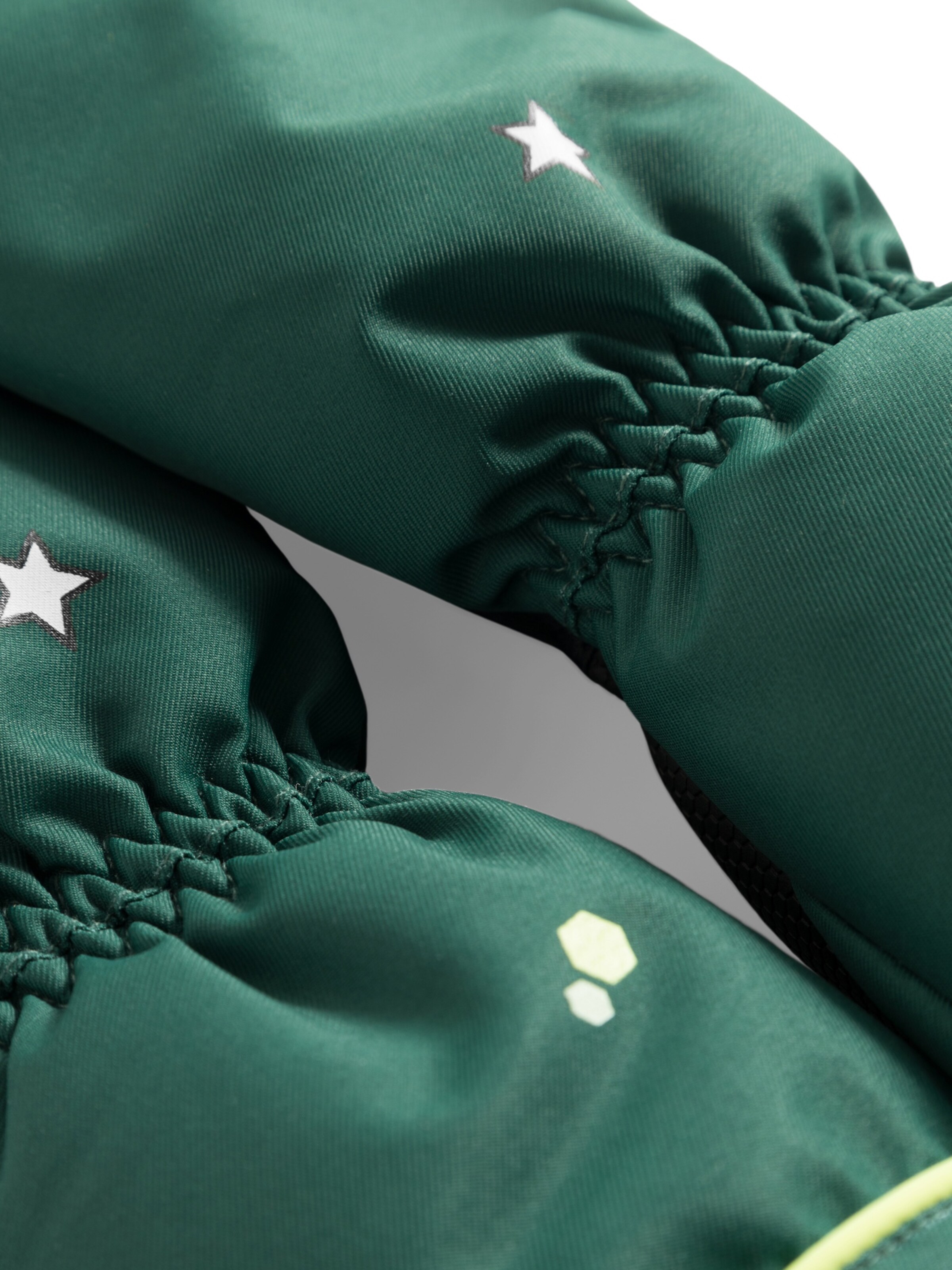 WeeDo Gloves in Green