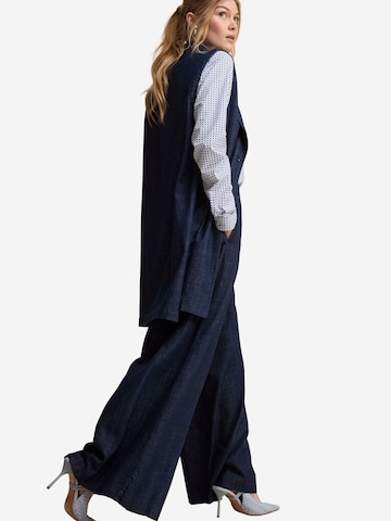 Il Lanificio Loose fit Pants in Blue: front