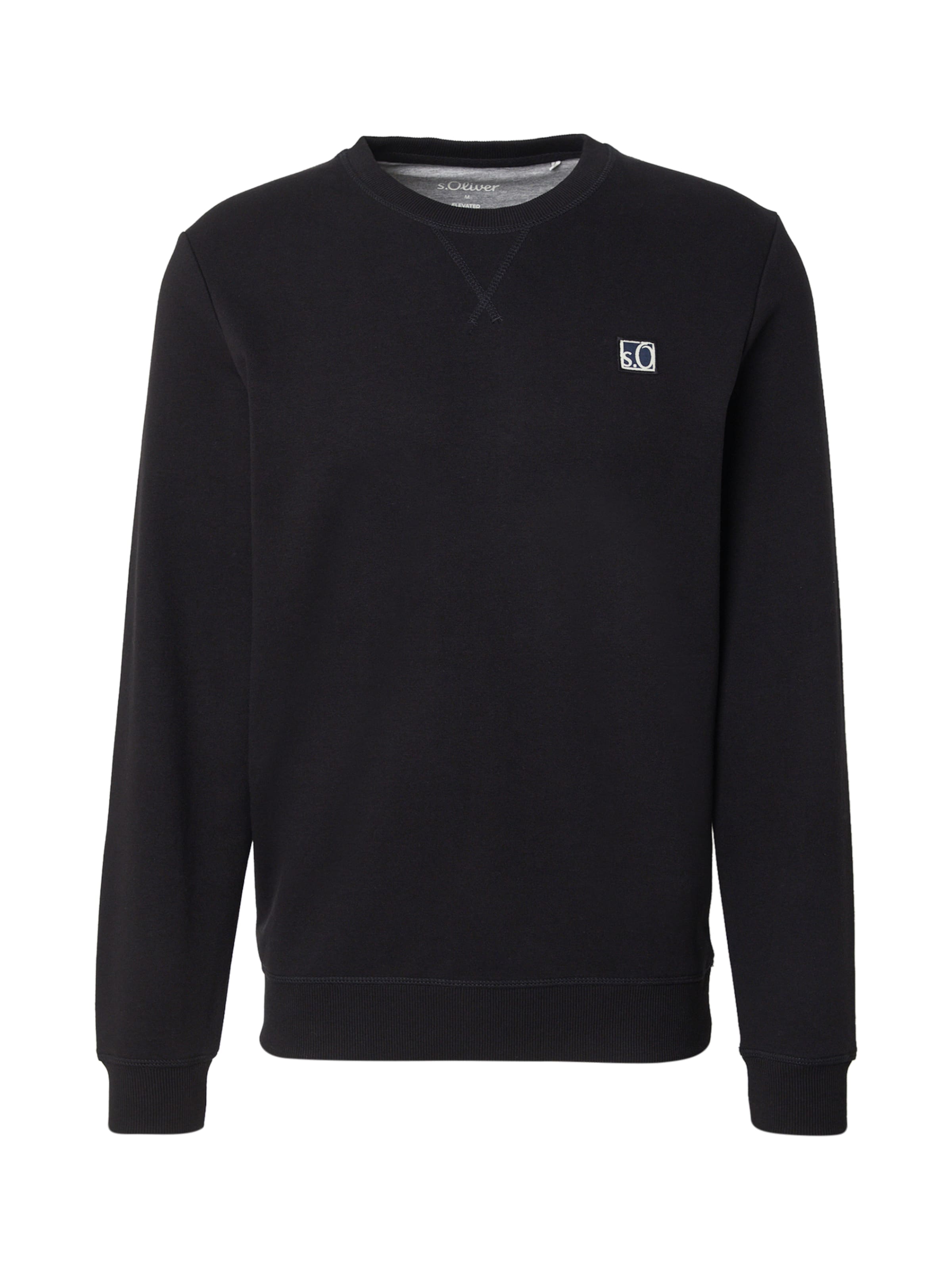 s.Oliver Sweatshirt in Black: front
