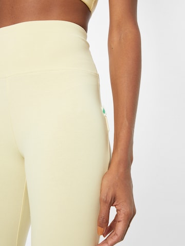 Urban Classics Skinny Leggings - sárga