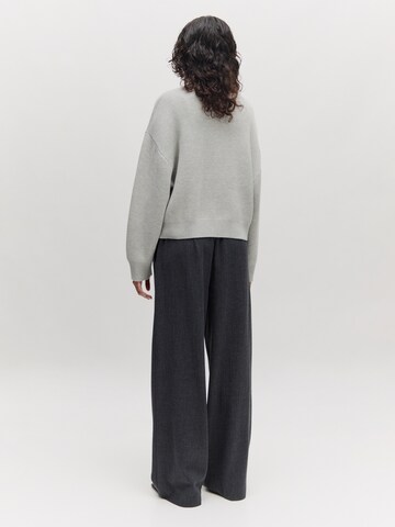 EDITED Pullover 'Aniela' (GRS) in Grau