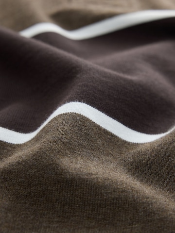 Next Shirt in Brown