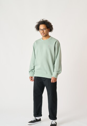 Cleptomanicx Sweatshirt in Green