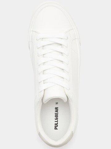 Baskets basses Pull&Bear en blanc