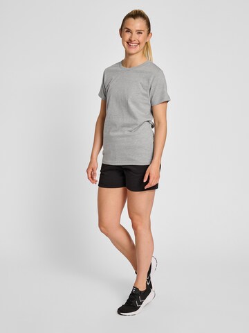 T-shirt 'Red Heavy' Hummel en gris