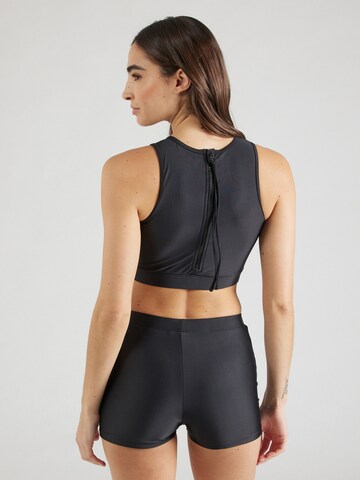 4F Bygelfri Sportbikinitopp i svart