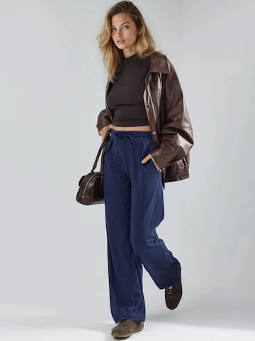 Hiccup Wide leg Broek in Blauw