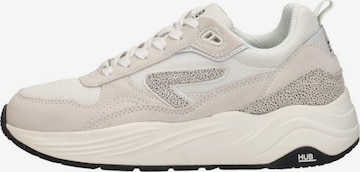 Baskets basses 'Glide S46' HUB en blanc : devant