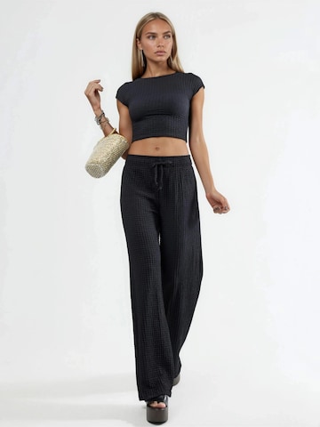 Wide leg Pantaloni di Busem in nero