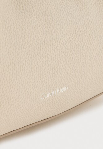 Calvin Klein Shoulder Bag in Beige: front