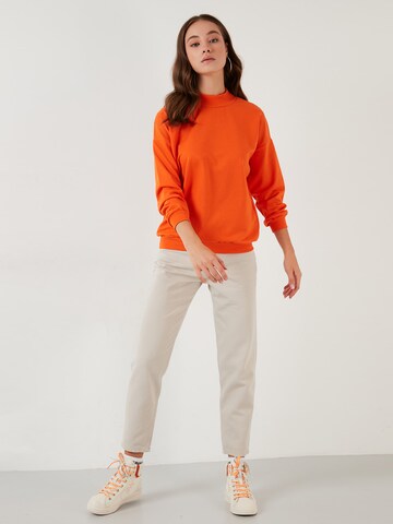 LELA Sweatshirt in Oranje