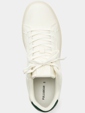 Pull&Bear Sneaker in Beige