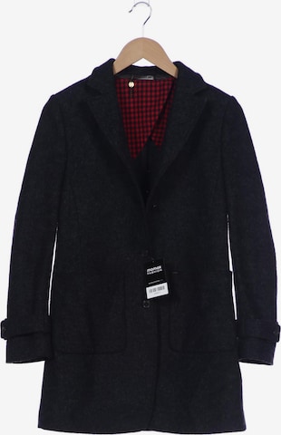 Woolrich Mantel S in Blau: Vorderseite