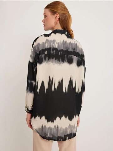 Bigdart Blouse in Zwart