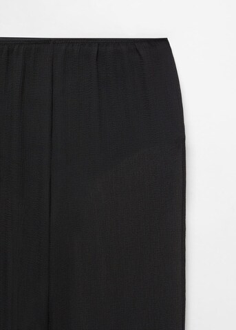 MANGO Zvonové kalhoty Kalhoty 'Vincent' – černá