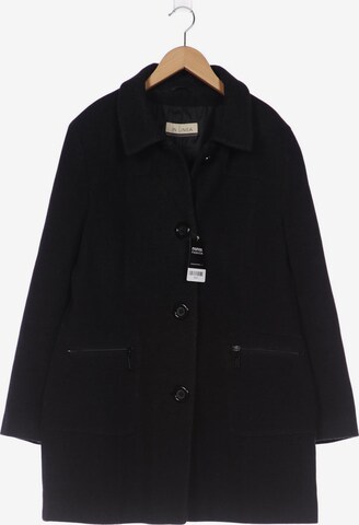 IN LINEA Jacket & Coat in XXL in Grey: front