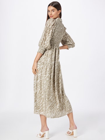 Robe-chemise 'Anda' Gestuz en beige