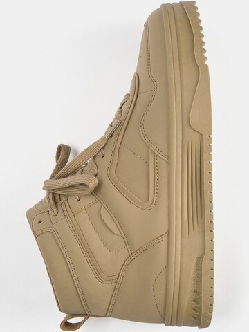 Pull&Bear Sneaker in Braun
