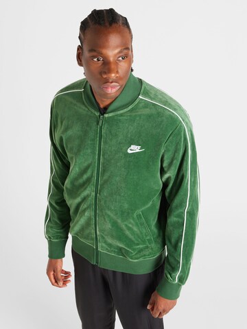 Veste de survêtement Nike Sportswear en vert : devant