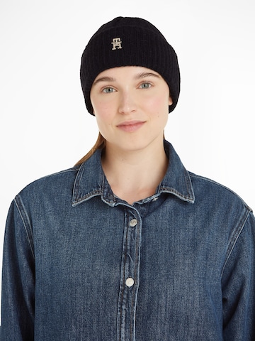 TOMMY HILFIGER Beanie in Black: front