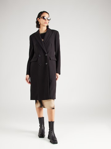 Stefanel Between-Seasons Coat in Black