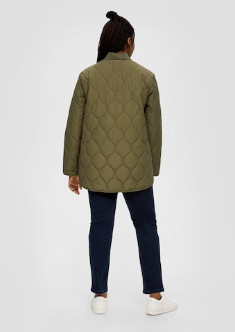 TRIANGLE Between-Season Jacket in Green