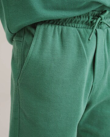 Regular Pantalon WE Fashion en vert