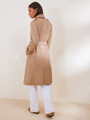 Friends Like These - Abrigo de entretiempo en beige