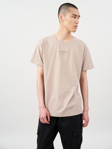 Cørbo Hiro Shirt 'Hayabusa' in Beige: voorkant