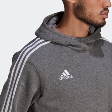 ADIDAS SPORTSWEAR Skinny Sportsweatshirt 'Tiro 21 Sweat' in Grau