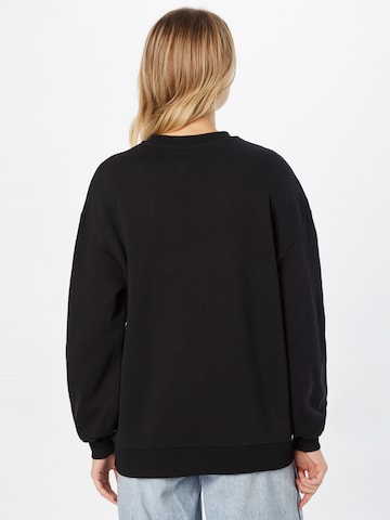 Urban Classics Sweatshirt in Black